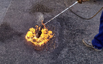 Barton Hartshorn flat roofing repairs